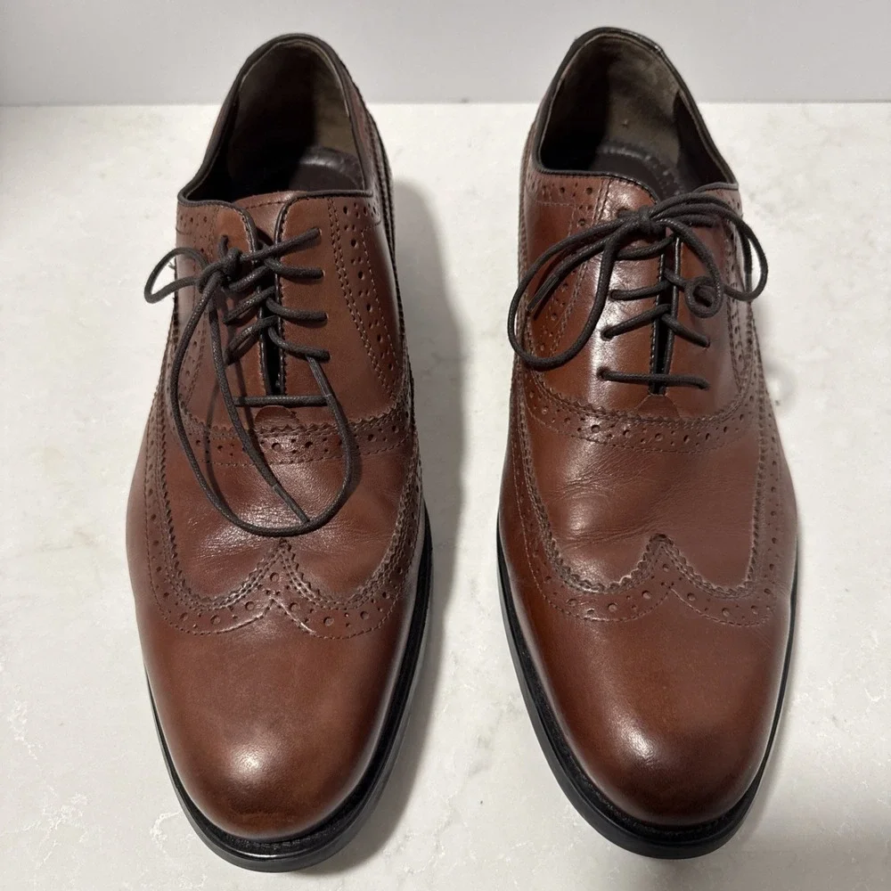 Johnson & Murphy   Wingtip Leather Oxford Brown Size 11 1/2 Excellent